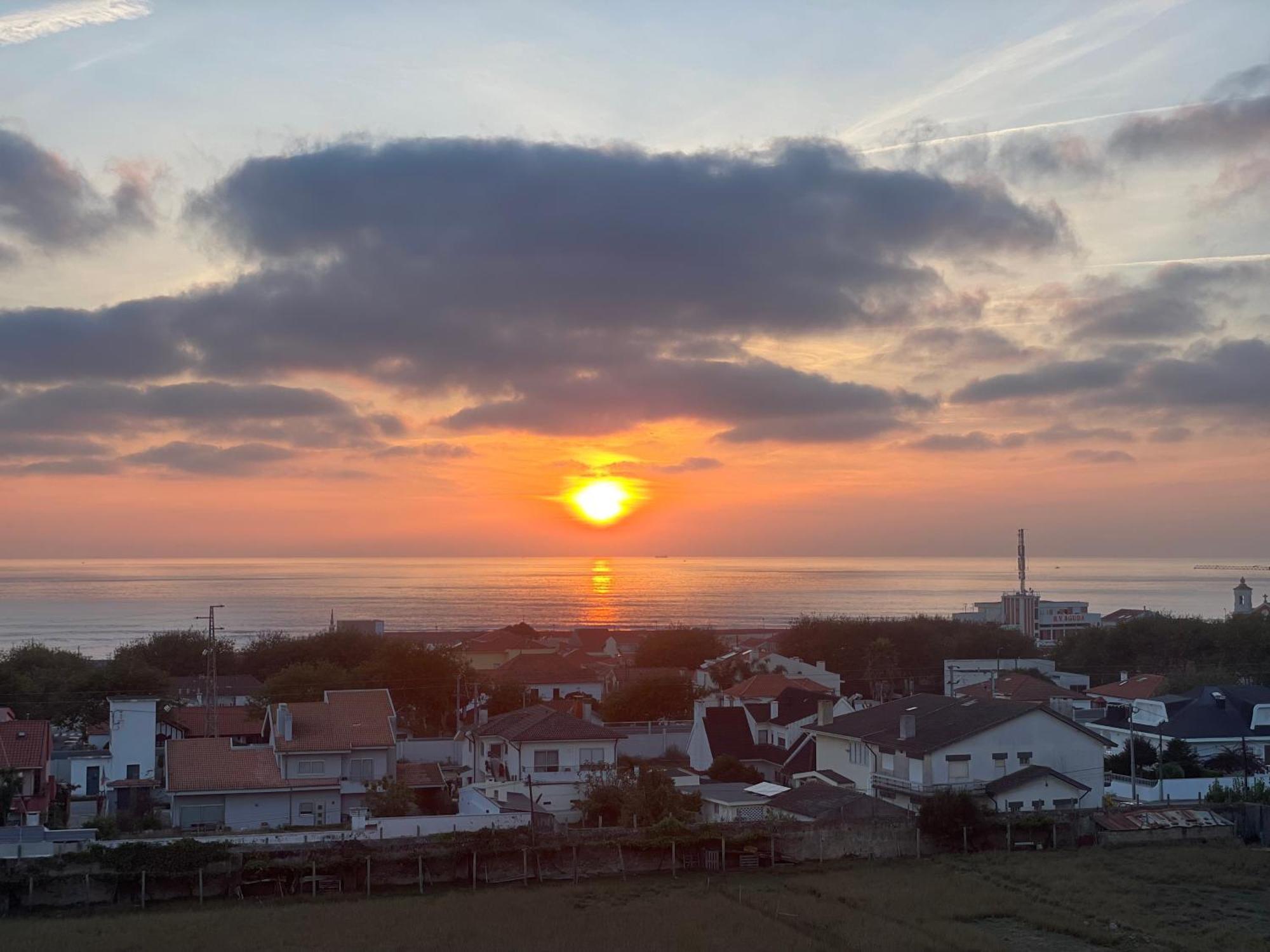 Porto Aguda Beach ***** Arcozelo  エクステリア 写真